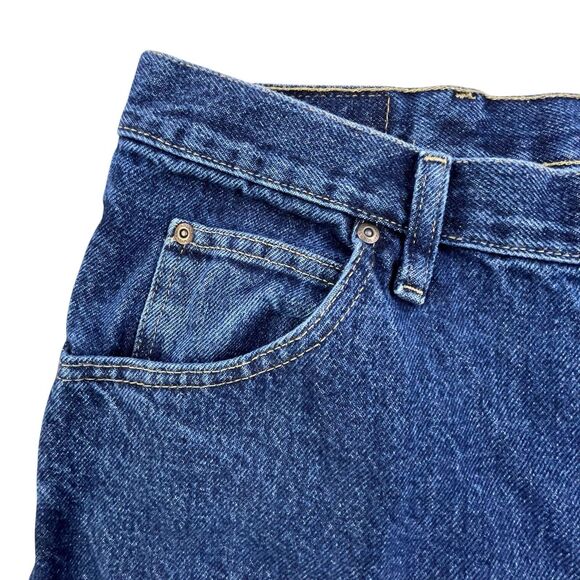Wrangler Jeans Men’s 38x30 Regular Fit Straight Leg Blue Denim Workwear Western - Picture 3 of 11